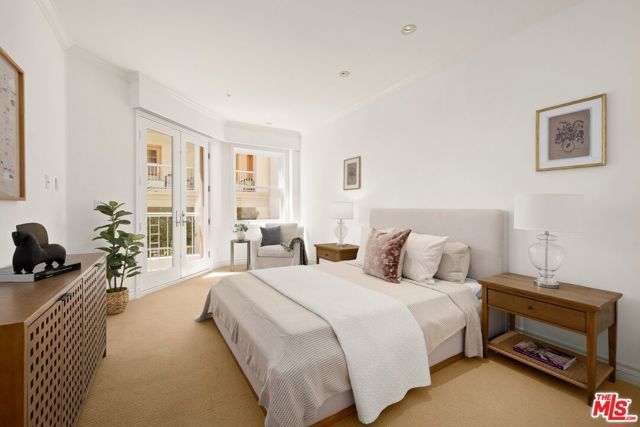 603 Ocean Avenue 2A, Santa Monica, CA 90402