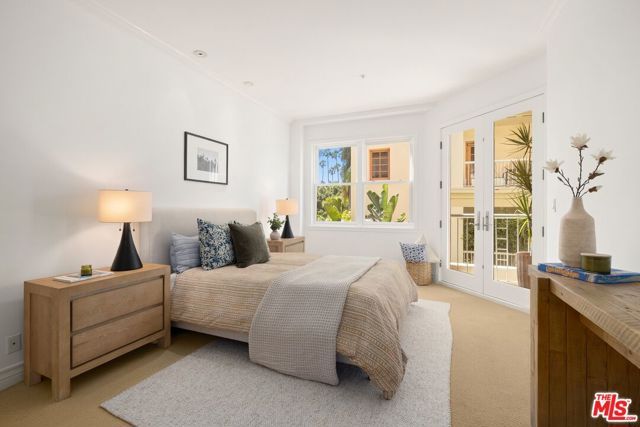 603 Ocean Avenue 2A, Santa Monica, CA 90402