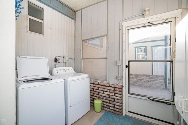 1076 S Myrtle Ave, Yuma, AZ 85364