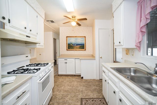 1076 S Myrtle Ave, Yuma, AZ 85364