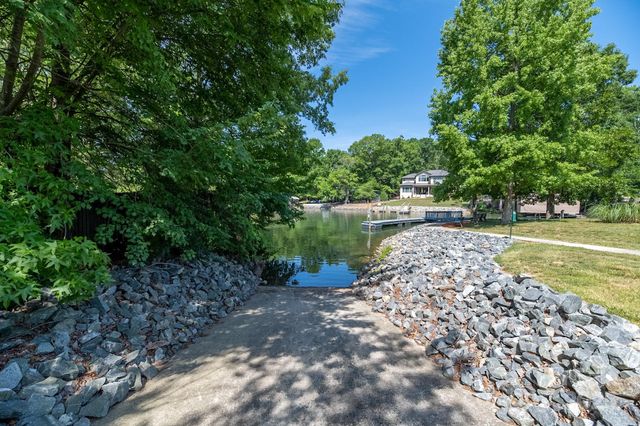 18742 Silver Quay Drive, Cornelius, NC 28031