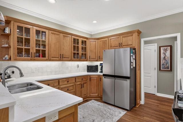 32 Sanchez Way, Hot Springs Village, AR 71909