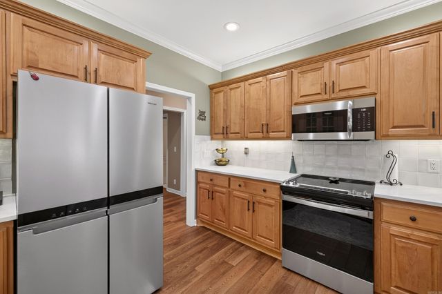 32 Sanchez Way, Hot Springs Village, AR 71909