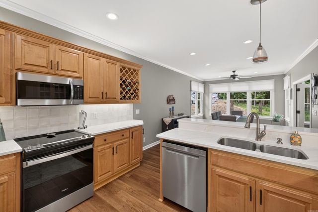 32 Sanchez Way, Hot Springs Village, AR 71909