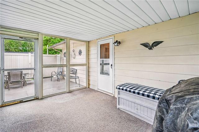 50 Davis Dr., Sharpsville, PA 16150