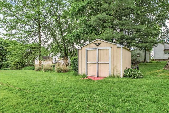 50 Davis Dr., Sharpsville, PA 16150