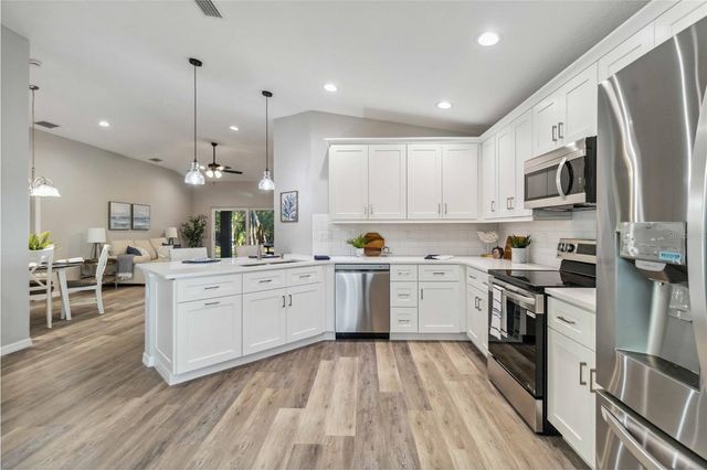 6316 DEER RUN RD, North Port, FL 34291