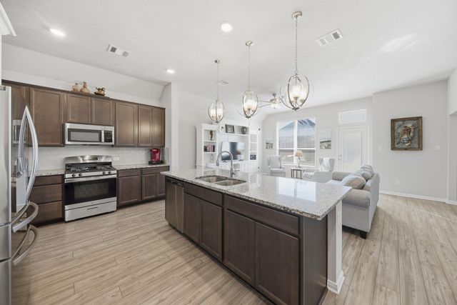 1010 Old Vine Road, Brenham, TX 77833