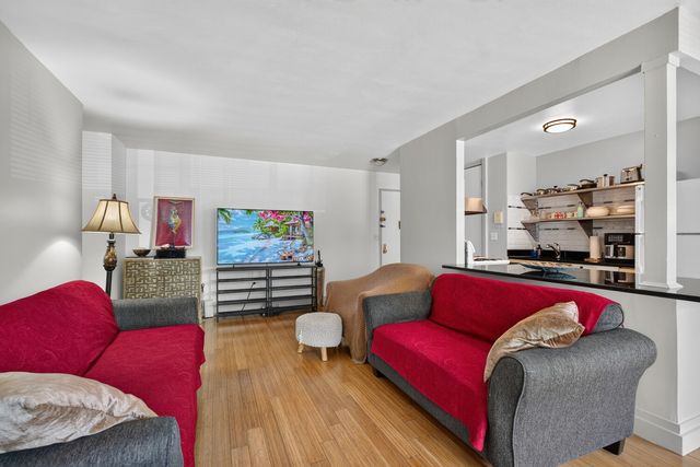 240 Cozine Ave Apt 1E, New York City, NY 11207