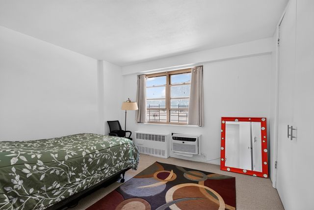 240 Cozine Ave Apt 1E, New York City, NY 11207