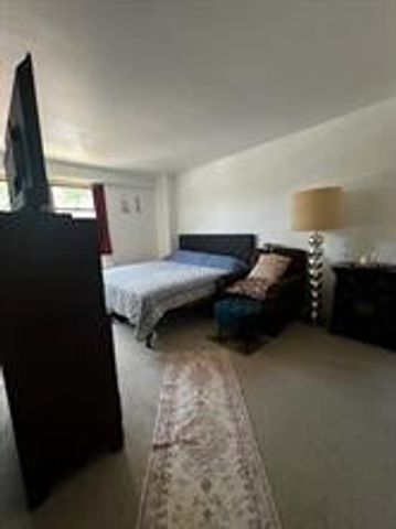 240 Cozine Ave Apt 1E, New York City, NY 11207
