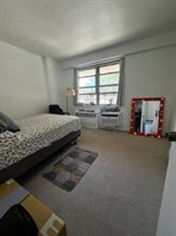 240 Cozine Ave Apt 1E, New York City, NY 11207