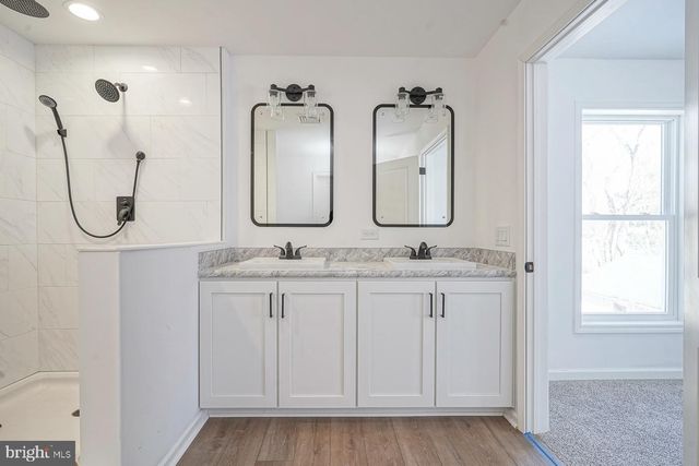 208 STRAND AVE, Sewell, NJ 08080