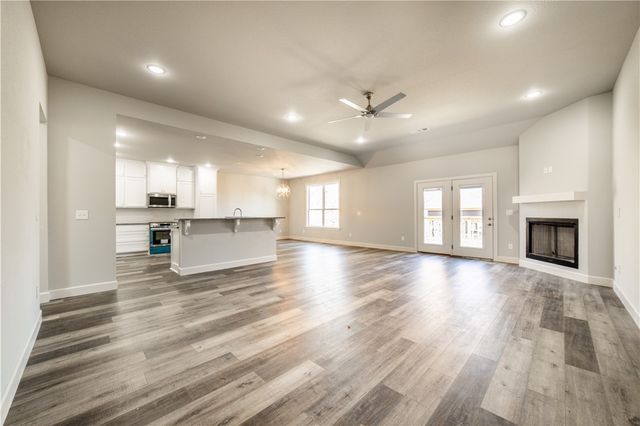 1013 Glass Street, Cave Springs, AR 72718
