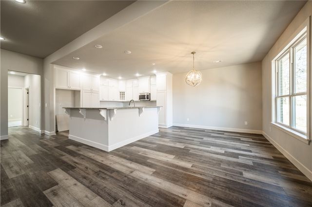 1013 Glass Street, Cave Springs, AR 72718