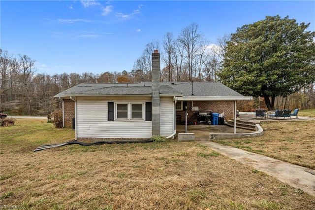 134 Park Drive, Jonesville, NC 28642