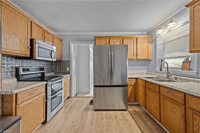 134 Park Drive, Jonesville, NC 28642