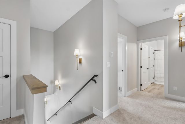 17208 Brookview Drive, Urbandale, IA 50263
