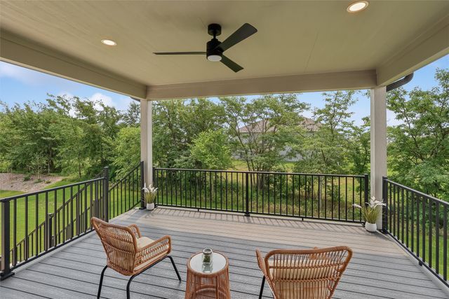 17208 Brookview Drive, Urbandale, IA 50263