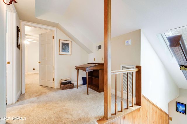 701 E Bayou Parkway, Lafayette, LA 70508