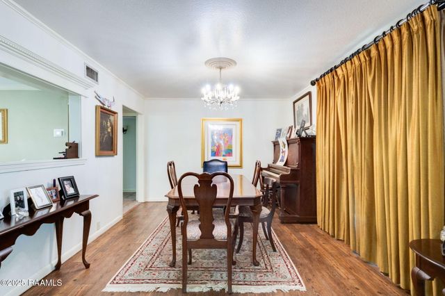 701 E Bayou Parkway, Lafayette, LA 70508