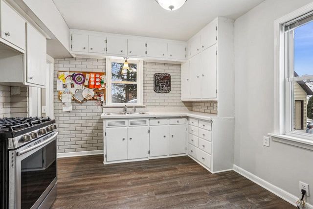 1820 RANKIN STREET, Manitowoc, WI 54220