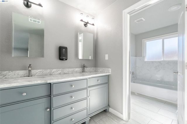 3781 Cottage Ct, Castro Valley, CA 94546