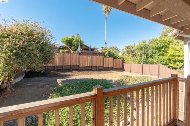 3781 Cottage Ct, Castro Valley, CA 94546