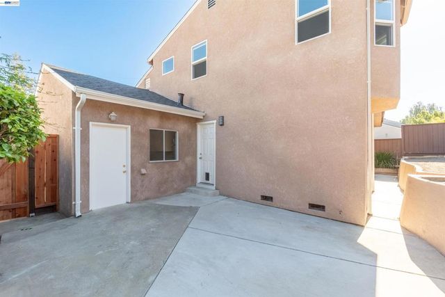 3781 Cottage Ct, Castro Valley, CA 94546
