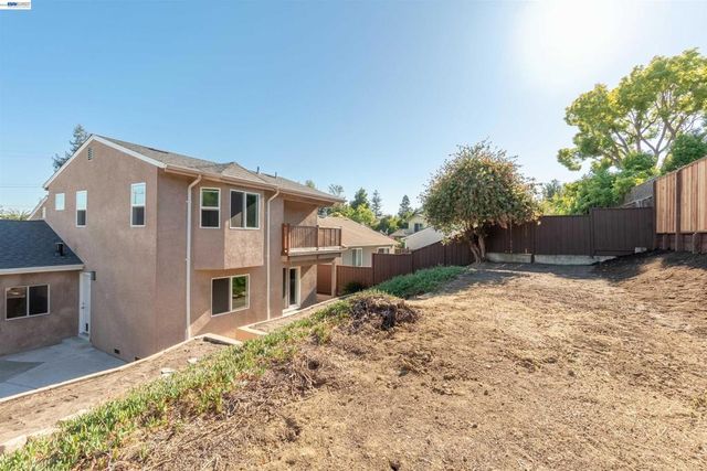 3781 Cottage Ct, Castro Valley, CA 94546