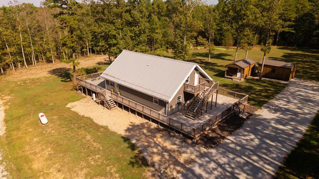 16051 Forrest Drive, Houston, MO 65483