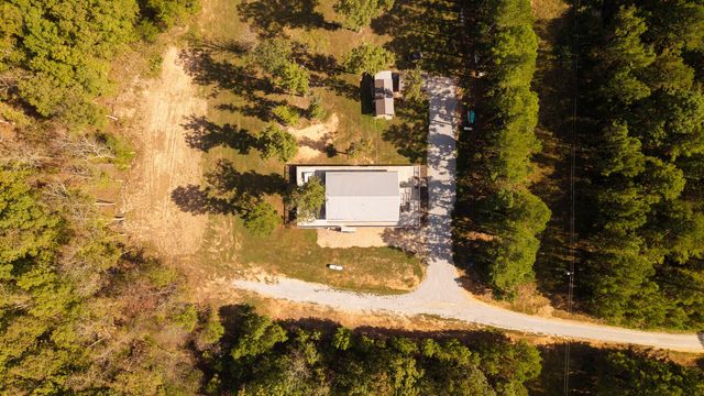 16051 Forrest Drive, Houston, MO 65483