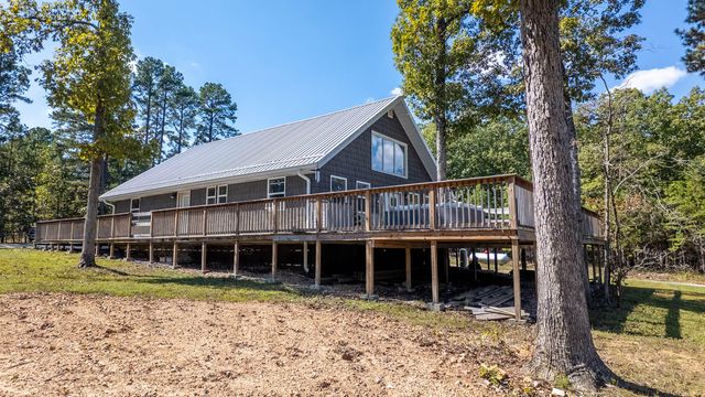 16051 Forrest Drive, Houston, MO 65483