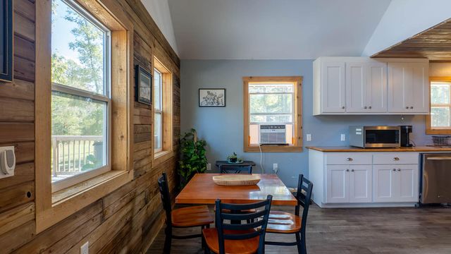 16051 Forrest Drive, Houston, MO 65483