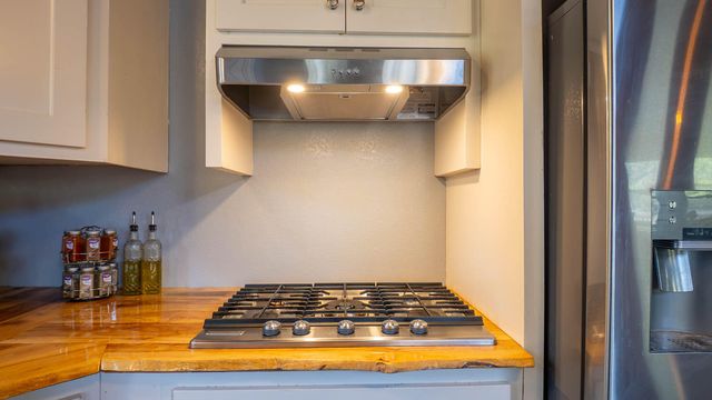 16051 Forrest Drive, Houston, MO 65483