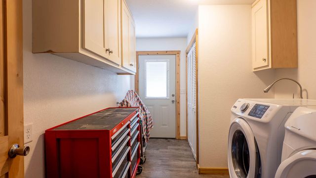 16051 Forrest Drive, Houston, MO 65483