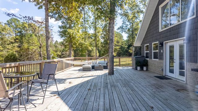 16051 Forrest Drive, Houston, MO 65483