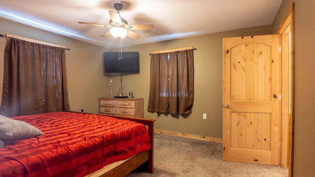 16051 Forrest Drive, Houston, MO 65483