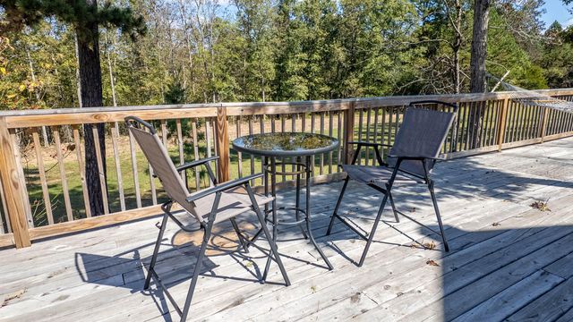 16051 Forrest Drive, Houston, MO 65483