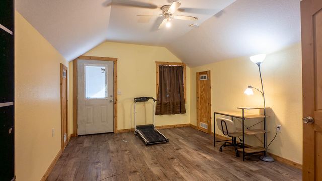 16051 Forrest Drive, Houston, MO 65483