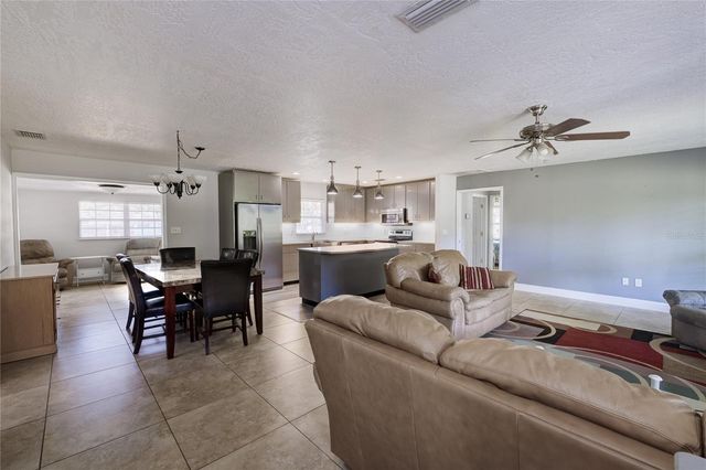 1012 66TH STREET E, Bradenton, FL 34208