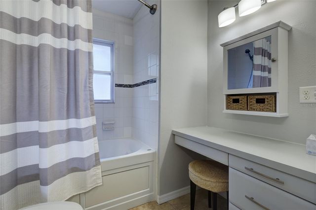 1012 66TH STREET E, Bradenton, FL 34208