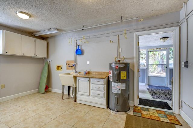 1012 66TH STREET E, Bradenton, FL 34208