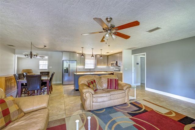 1012 66TH STREET E, Bradenton, FL 34208