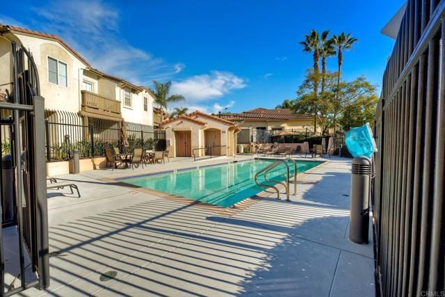 6064 Paseo Acampo, Carlsbad, CA 92009