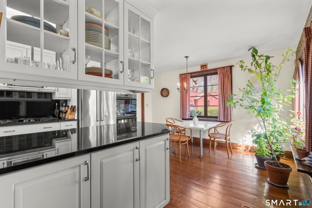 55 Sawmill Road, Branford, CT 06405