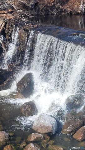 55 Sawmill Road, Branford, CT 06405