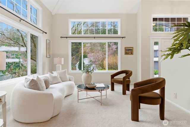 1425 SW 13th Place, North Bend, WA 98045