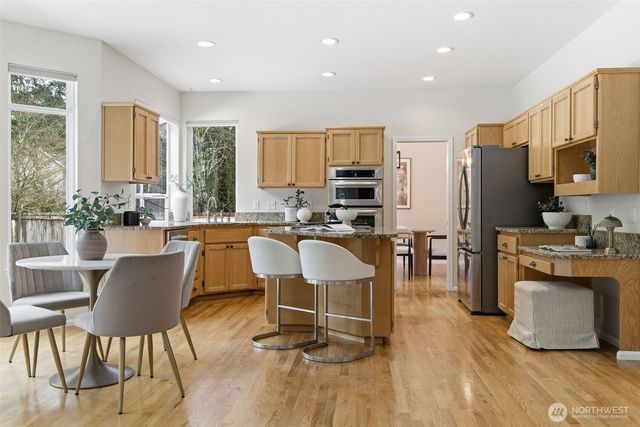 1425 SW 13th Place, North Bend, WA 98045