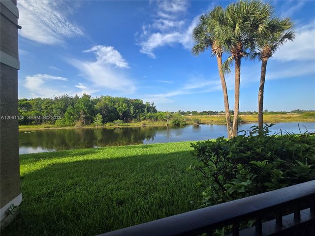 11600 SW 2nd St 18104, Pembroke Pines, FL 33025